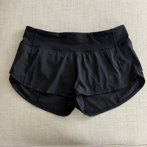 Womens Lululemon Athletica shorts 2.5” inseam